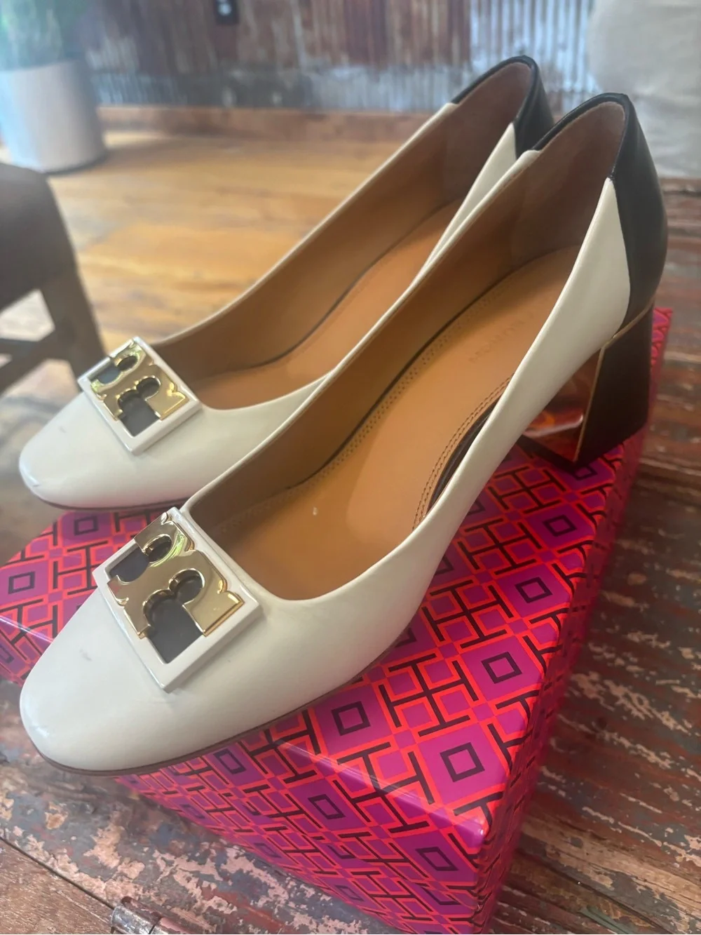 Tory Burch Cream and Black Leather Pumps with Gold Logo Accent with box and bag